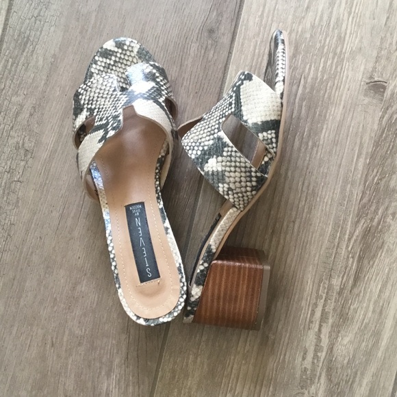 steve madden snake slides